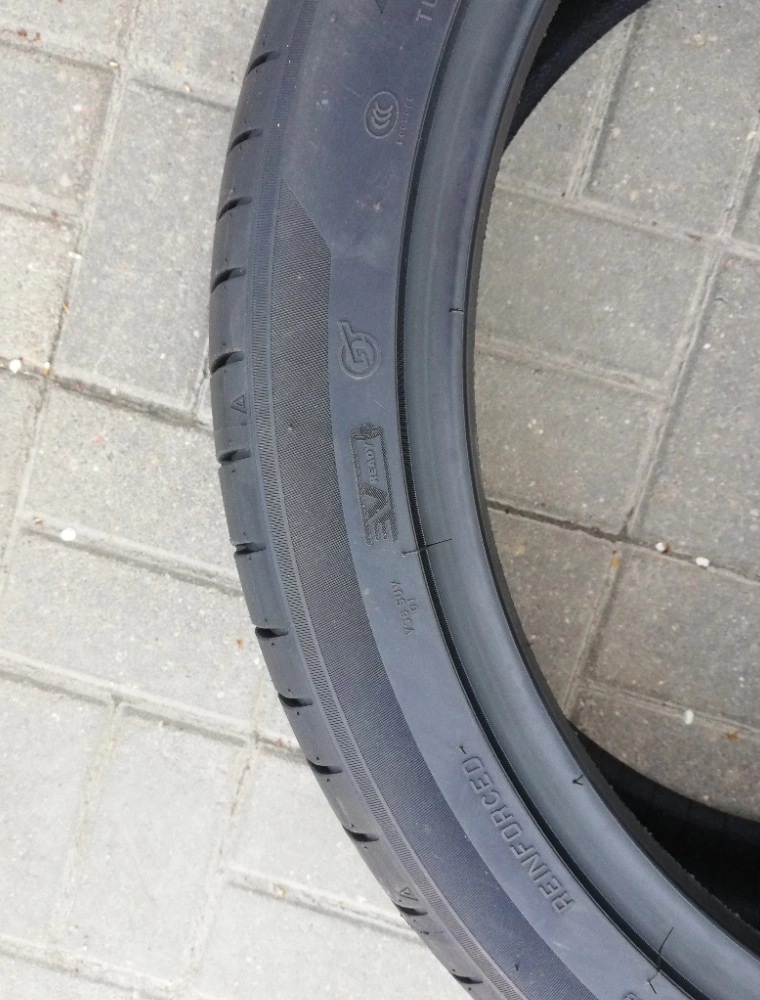 Покрышка MAXXIS VICTRA SPORT SUV VS6 фото 3